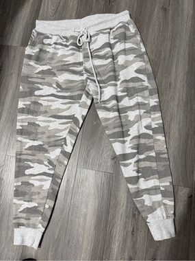 Reflex Gray Camouflage Jogger Sweatpants size 1XL